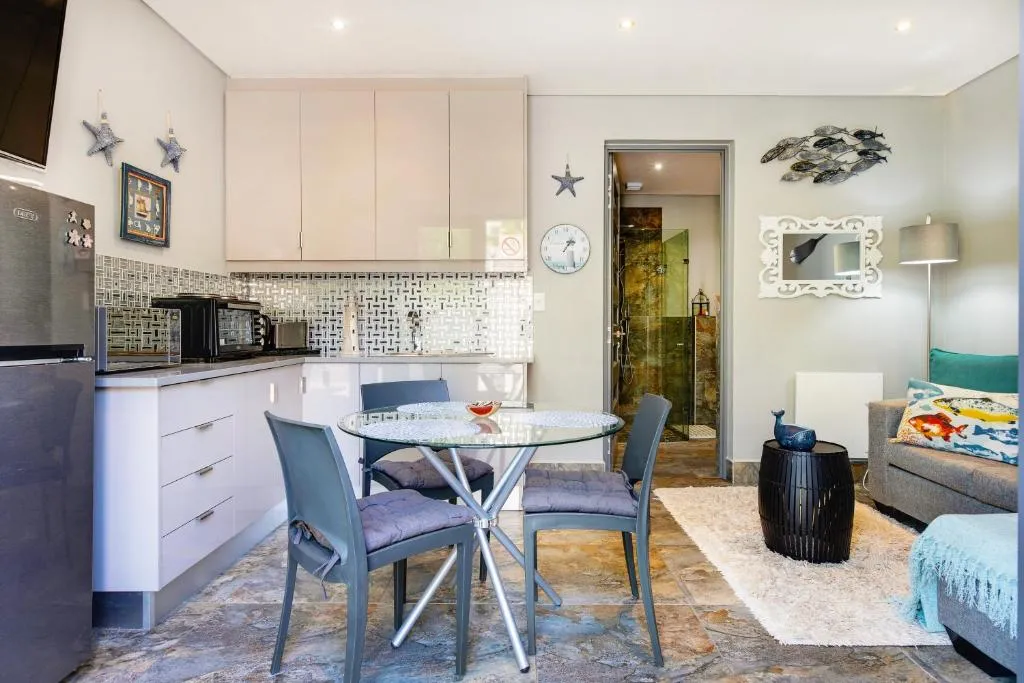 Campsbay Sea View Apartment, Cape Town, South Africa