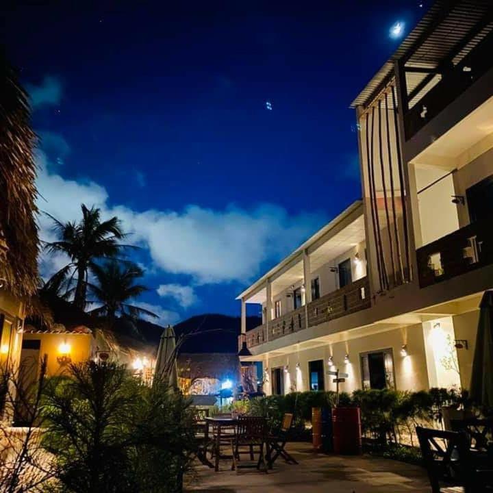 Song Cau Beach Hotel Phu Yen