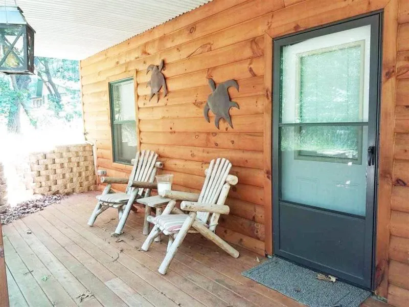 Glacier Lake Log Cabin, College Corner, United States