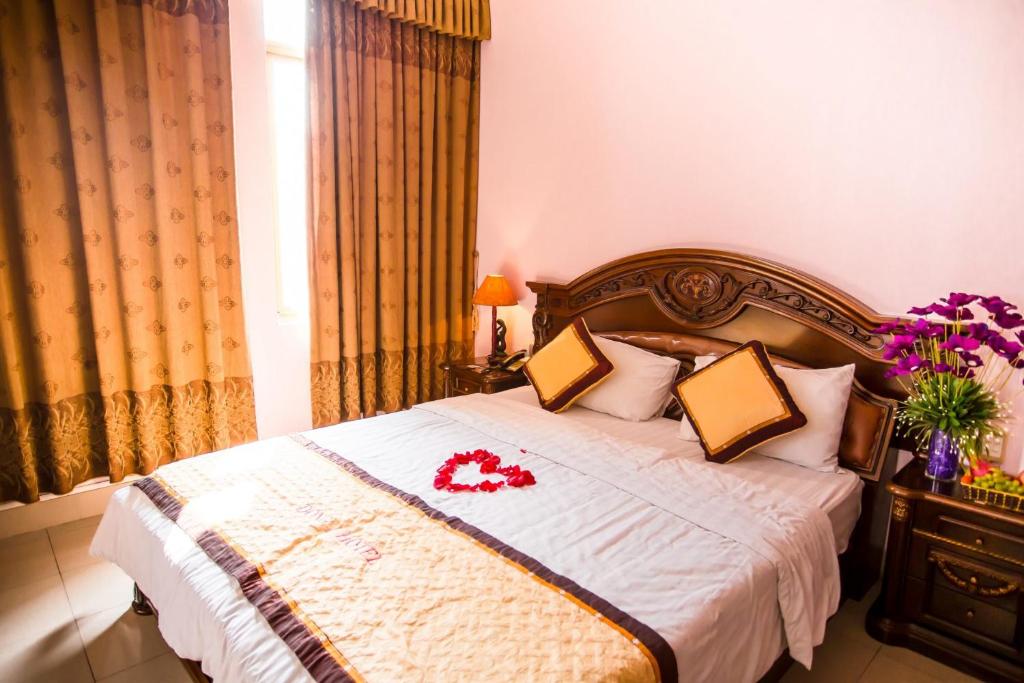 Khách sạn Đông Á 1