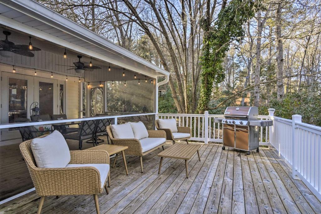 Lake Gaston Waterfront Getaway with Dock and Games!