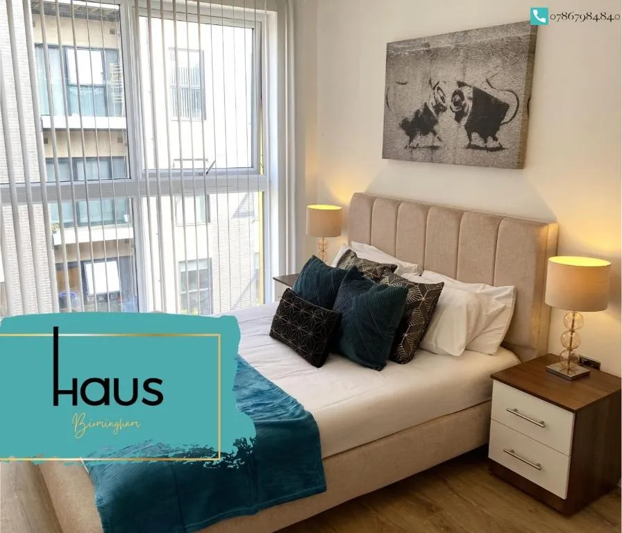 Haus Apartments 2 Bedroom with Parking, Birmingham, United Kingdom