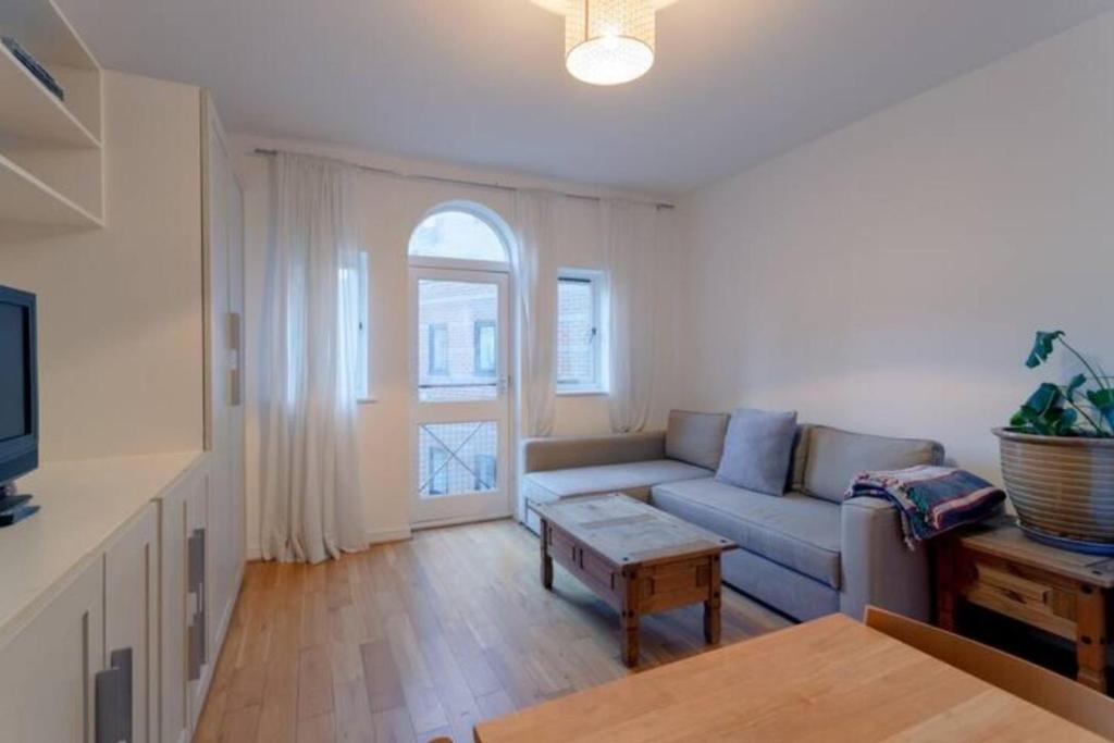 Beautiful 1 Bedroom Apartment in Notting Hill
