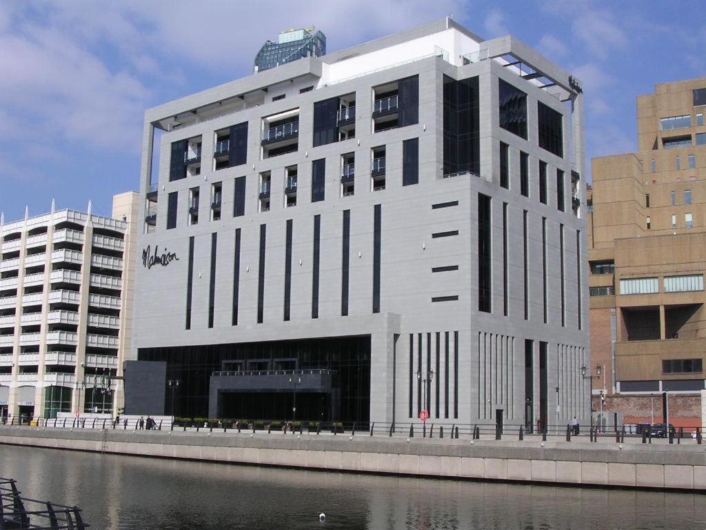 Liverpool City Princes Dock Apartment