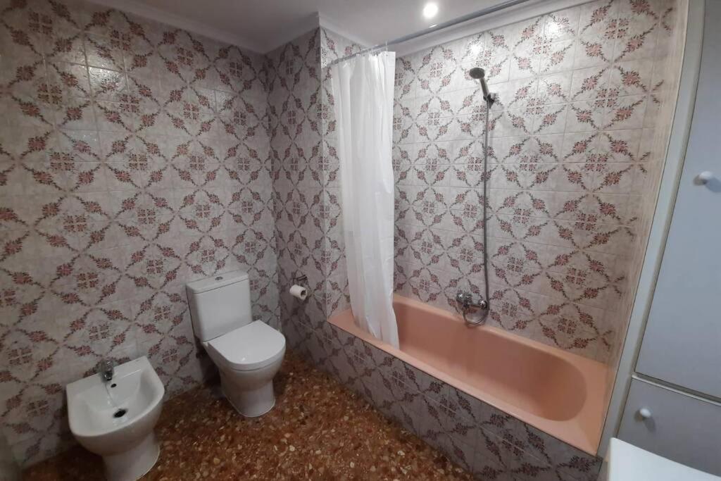 301639792