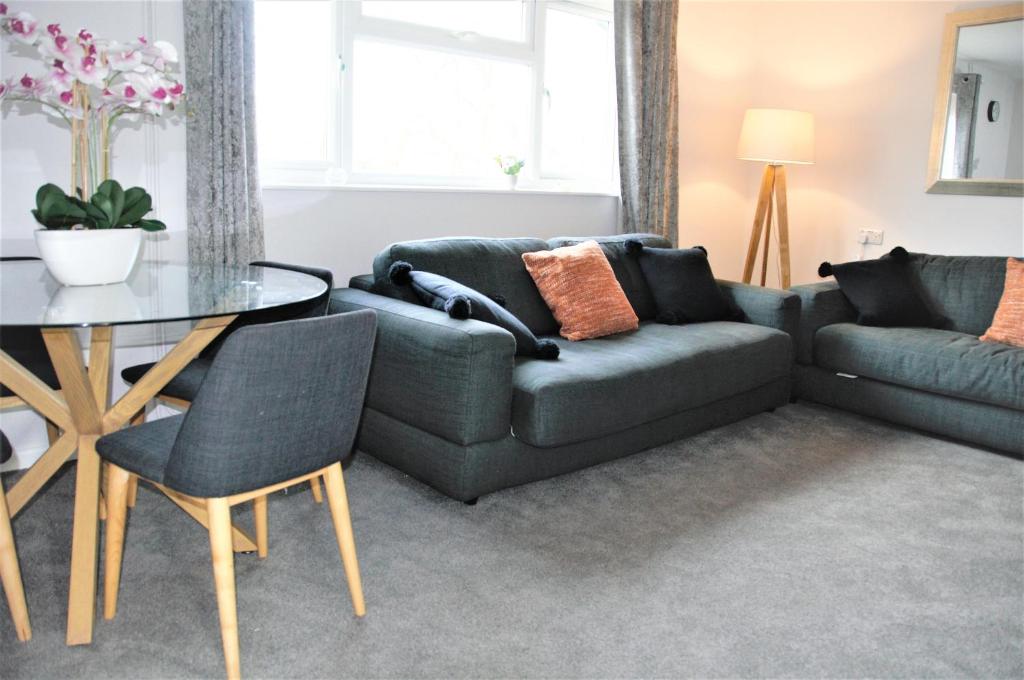 BookedUK: Modern Apartment in Hatfield Heath