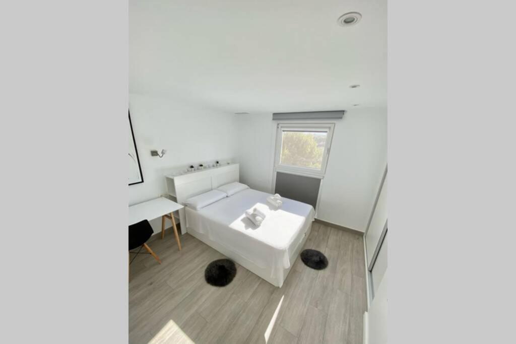 Luxury Apartment 3 bed 2 bath 41