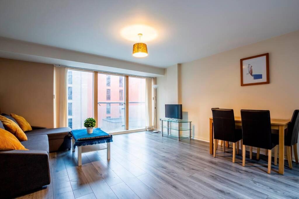 Stunning Apartment in The Heart of Liverpool