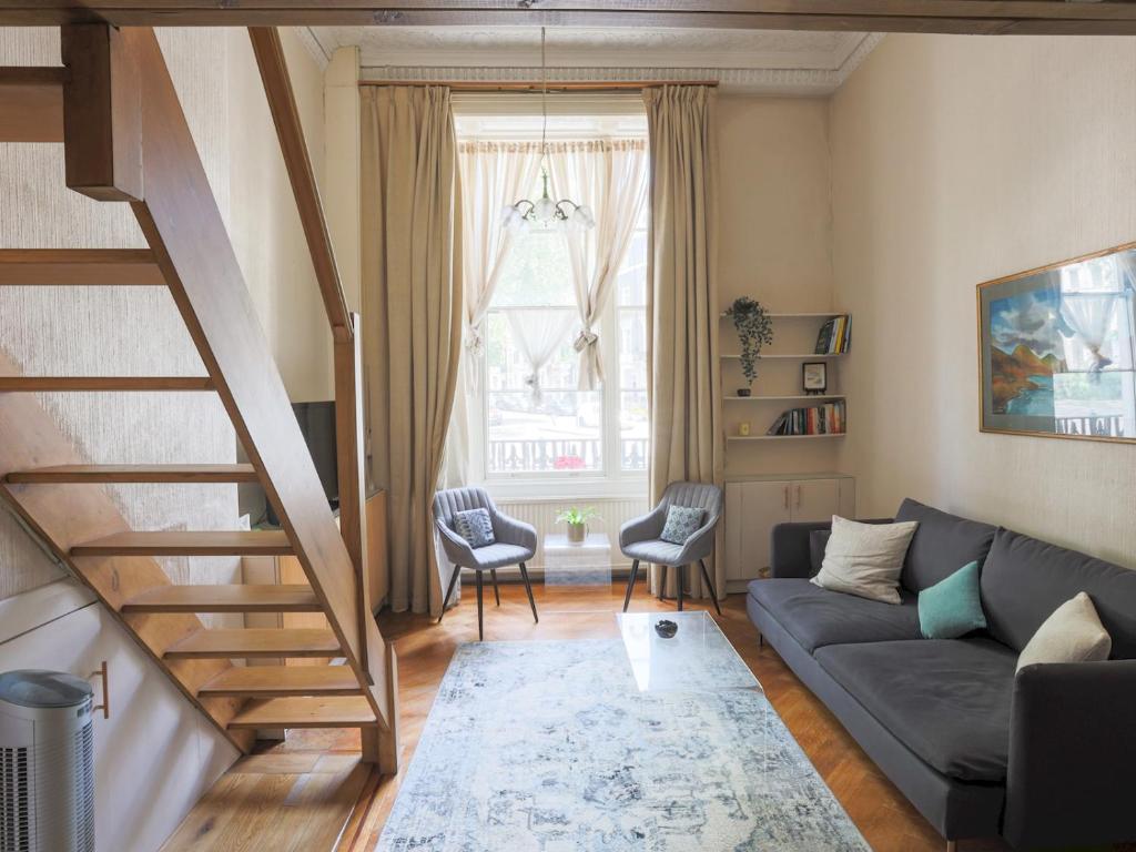 Pass the Keys Large Studio Flat, only 2Minute walk to Hyde Park