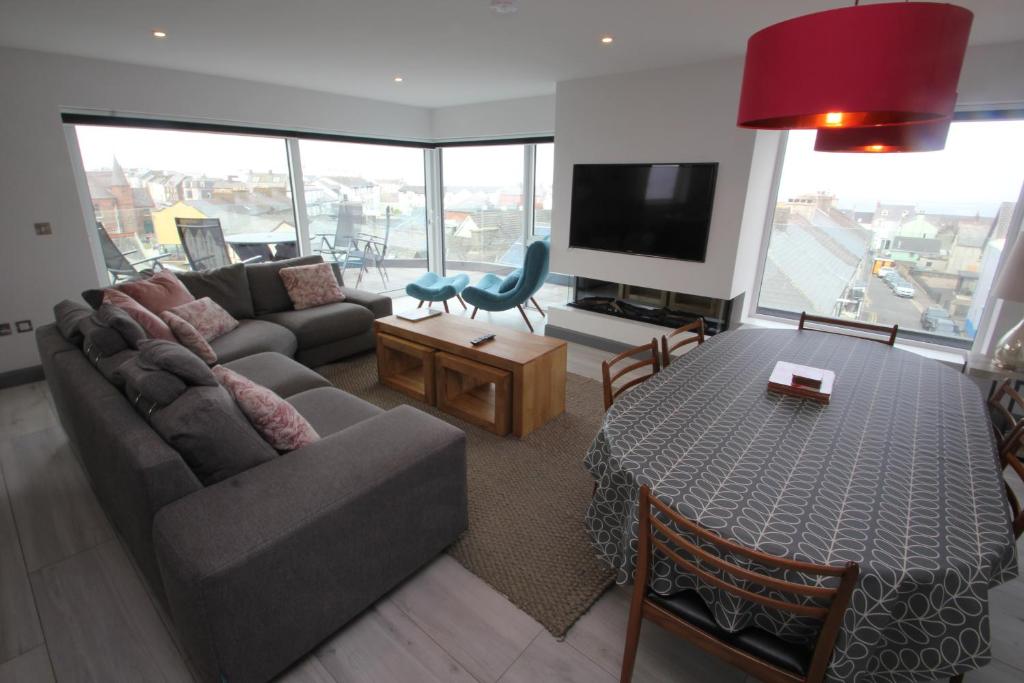 Skerries Luxury Penthouse With Spectacular Views