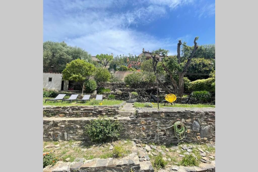 Maison à Collioure, terrasses, jardin, parking