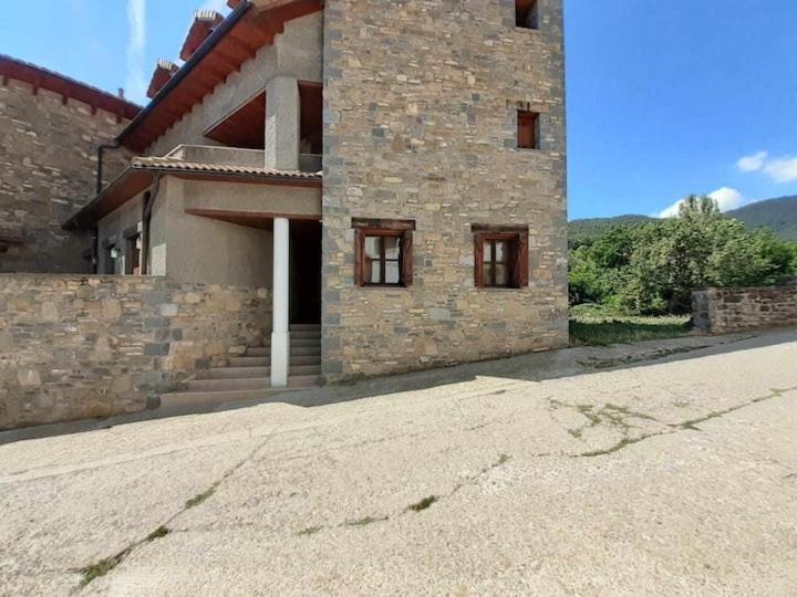 318772089