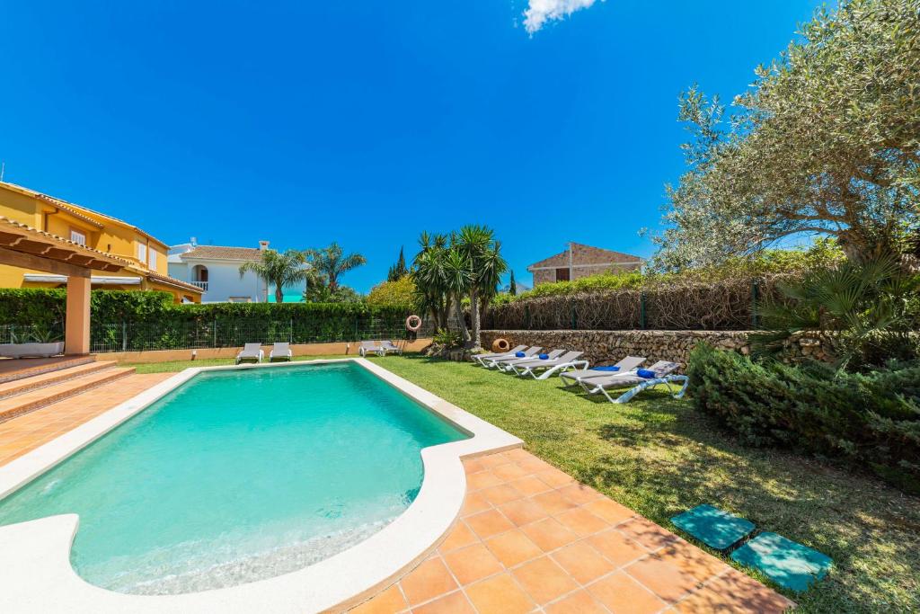 Villa Joana Barcares for 10 with swimming pool 44