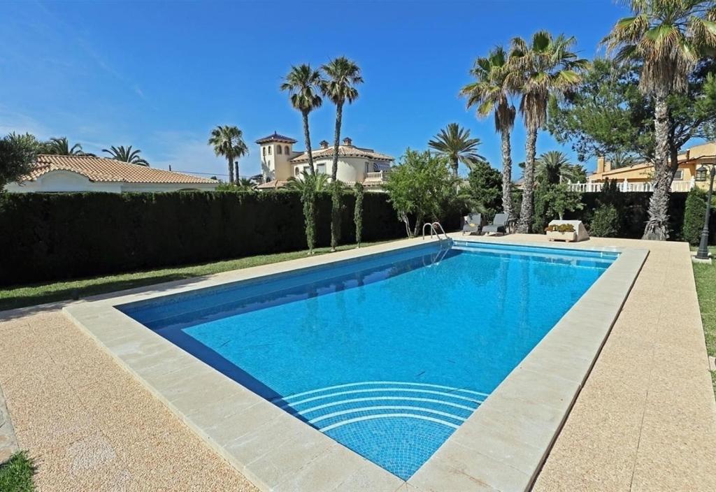 Luxury villa next beach Cabo Roig 11
