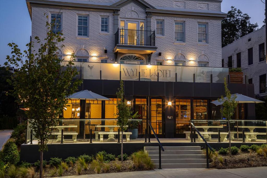 31 Dreamy Hotels Near Emory University 53 Wylie Hotel image