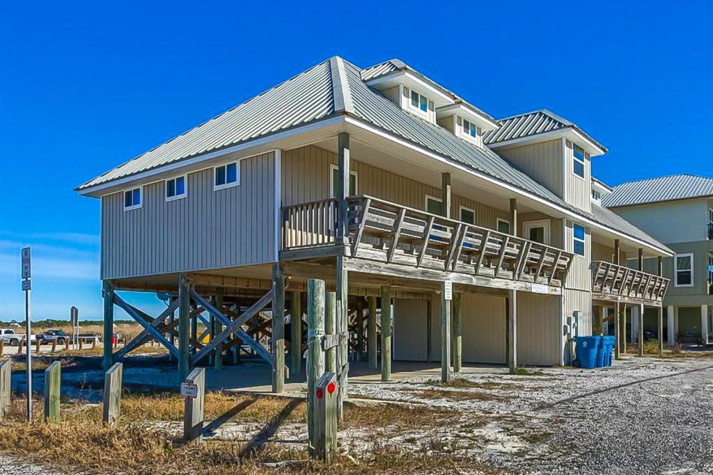 Ranch Beach House by Meyer Vacation Rentals