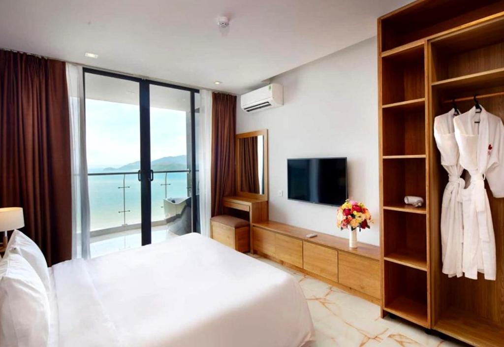 Two bedrooms apartment with seaview, highfloor