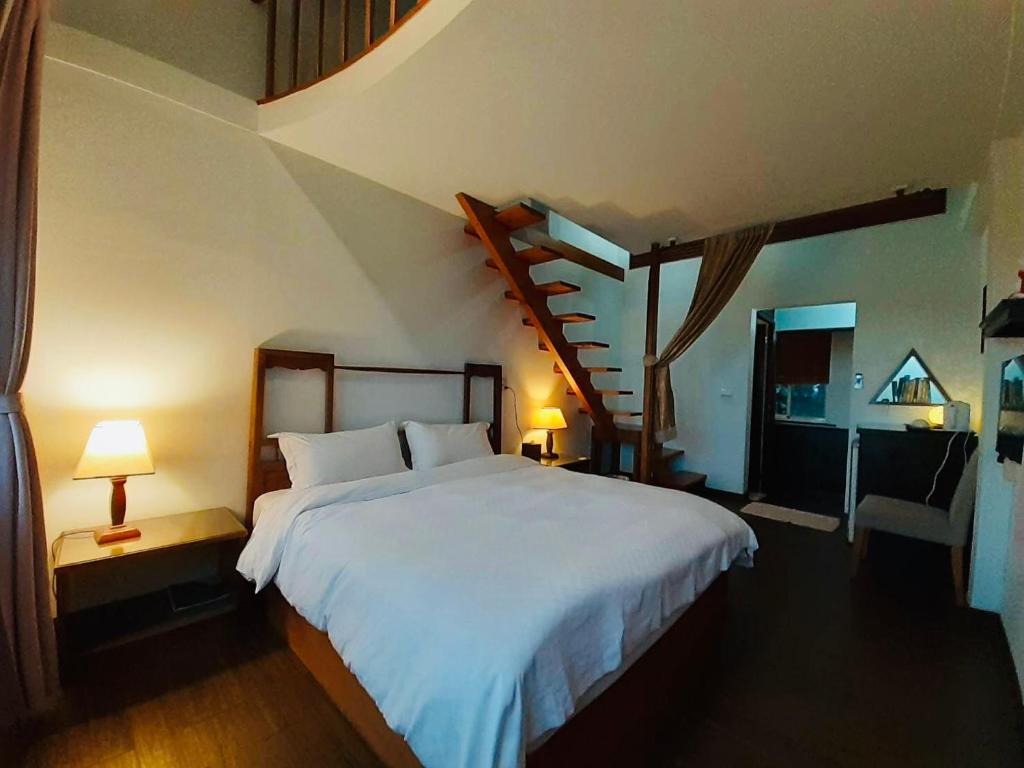 十二號橋空間民宿