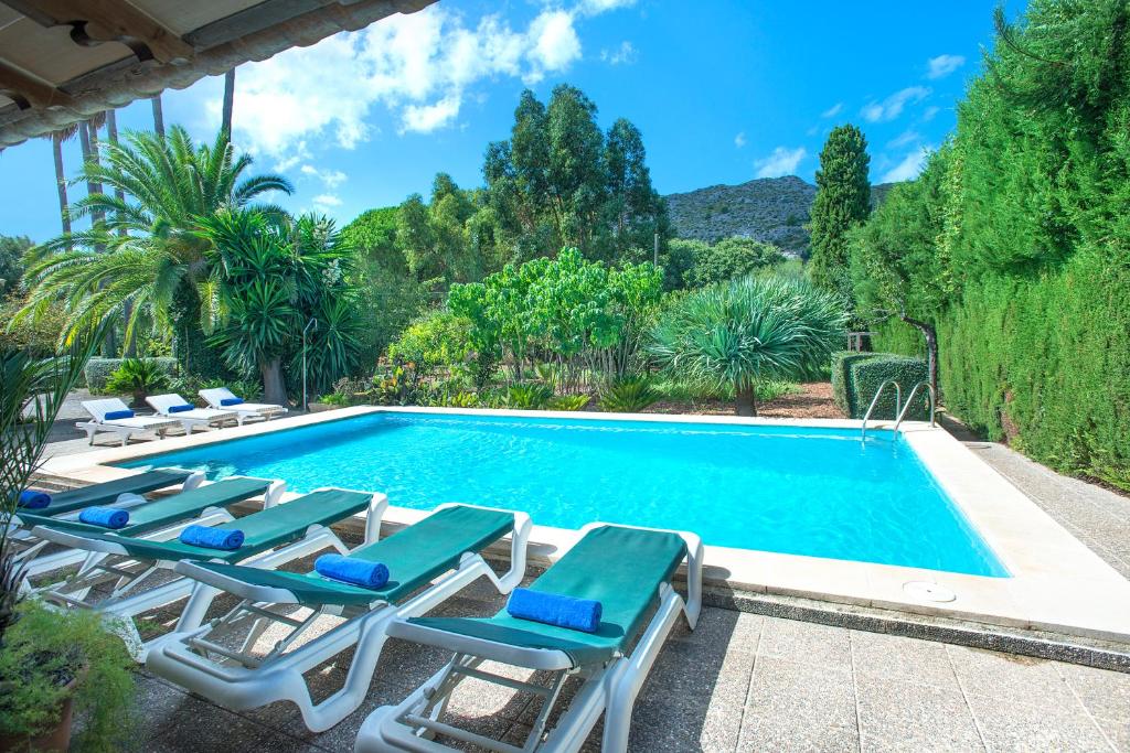 Relax in Surpreme Villa La Font with Big Pool 16