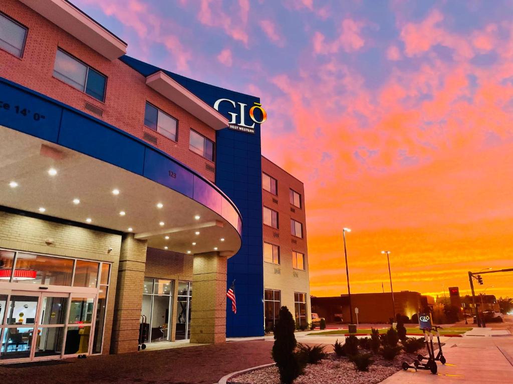 GLO Best Western Enid OK Downtown/Convention Center Hotel