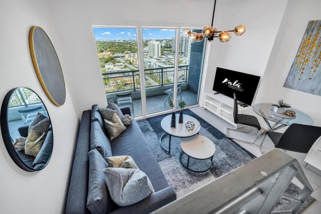 Outstanding New Unit in the heart of Brickell