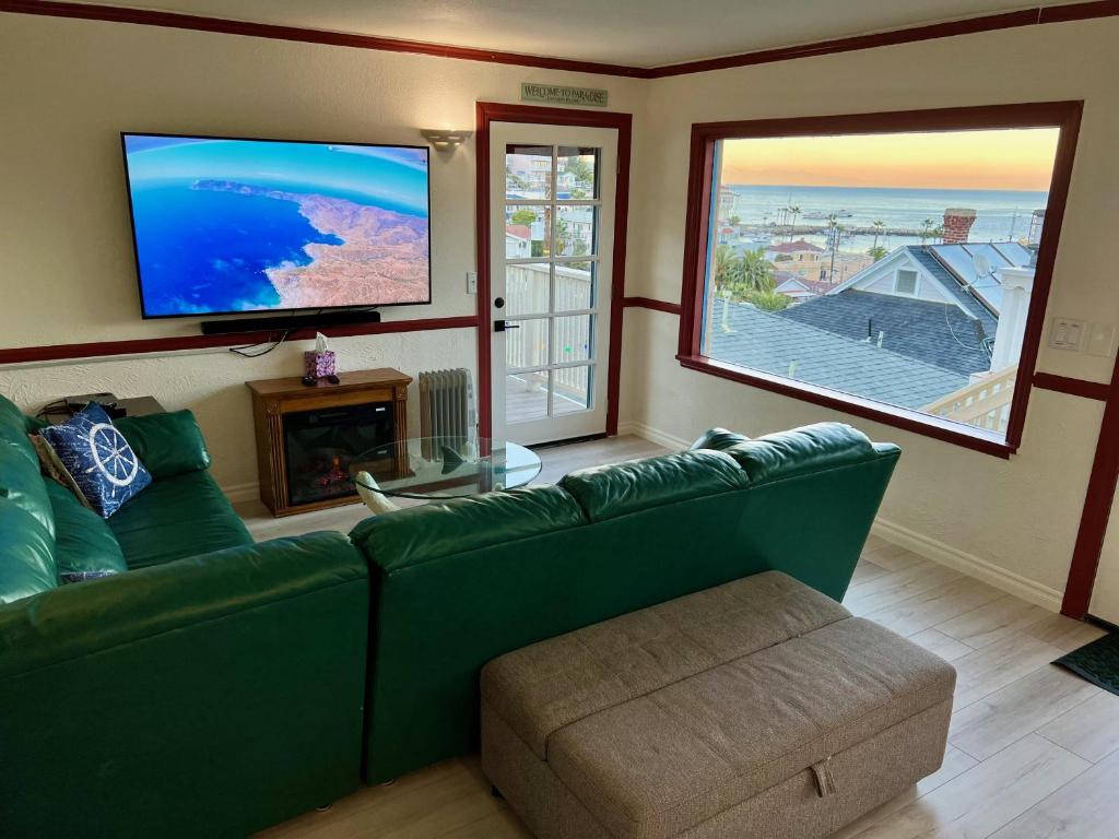 Catalina Two Bedroom View Home