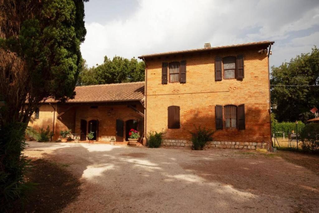 Casale Alessandra, villa storica della Maremma