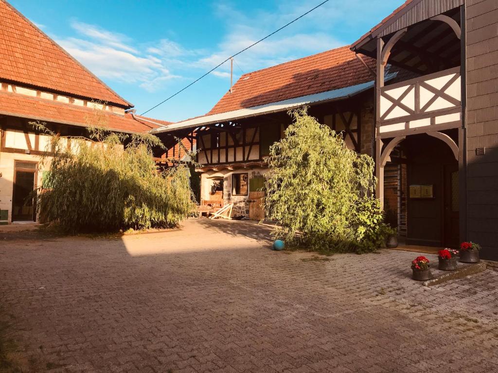 Gemütliche Landhaus Wohnung auf dem Ponyhof - Himmelbett, Kamin & Garten Ortenberg Hessen Deutschland