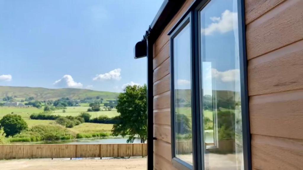 4 Lake View Pendle View Holiday Park Clitheroe