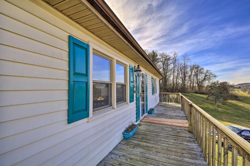 Rustic Meadowview Retreat with Furnished Deck!