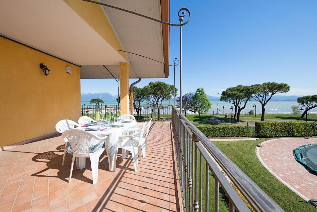 I Mosaici Apartments by Wonderful Italy Sirmione Lombardei Italien