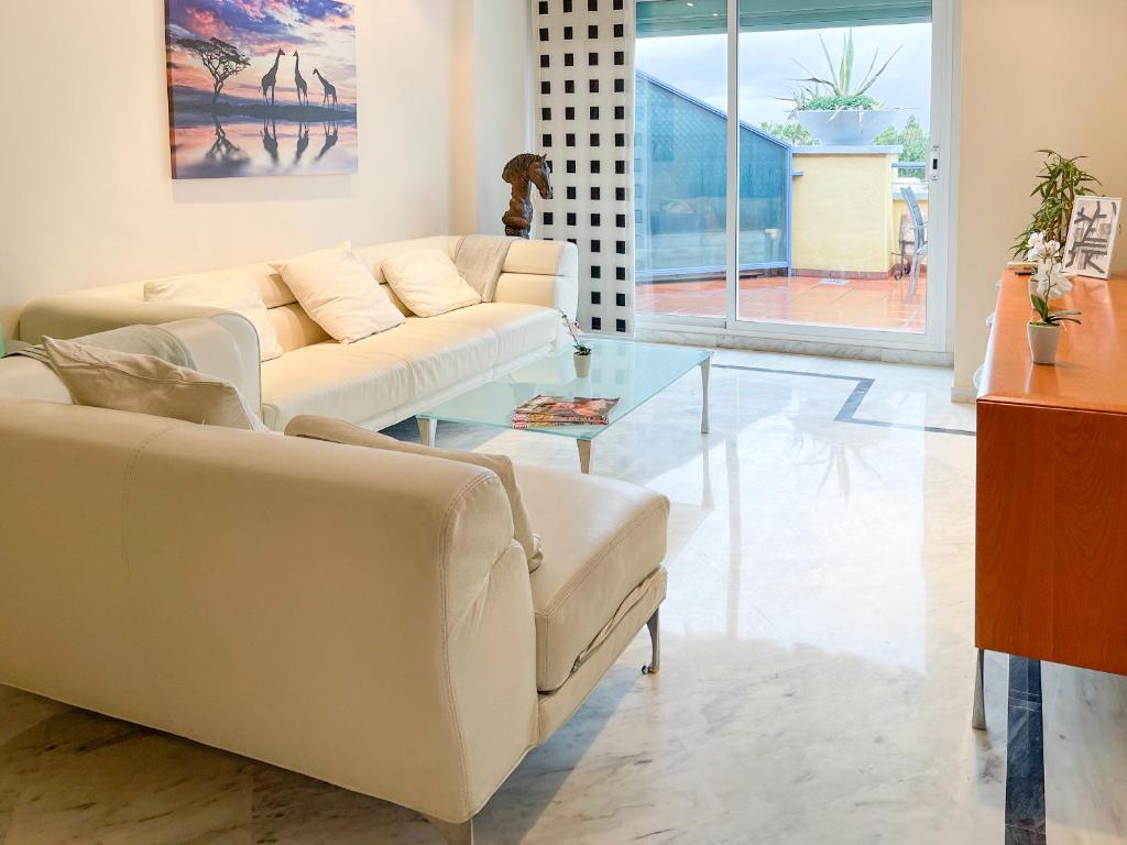 60-Duplex Penthouse in Bahia de Marbella