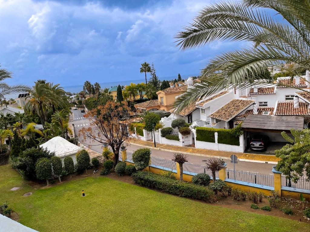 60-Duplex Penthouse in Bahia de Marbella