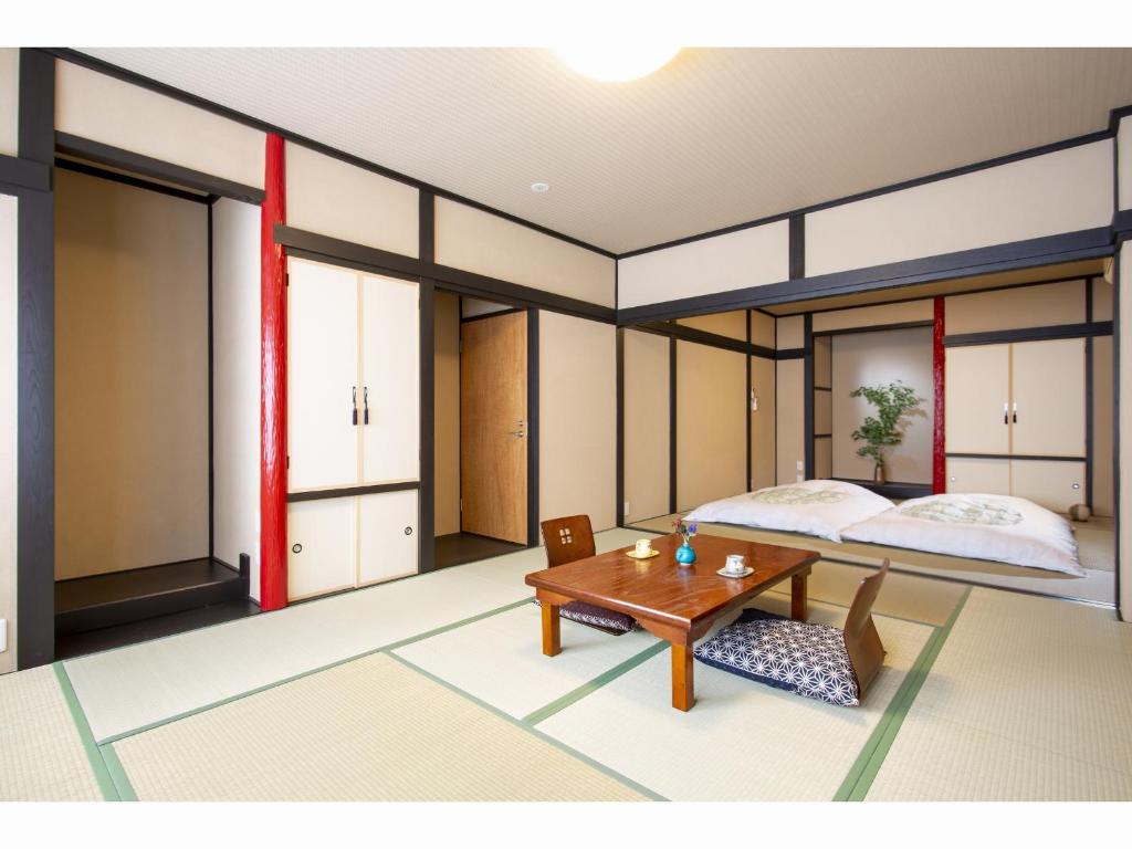 The RYOKAN O thumbnail 2