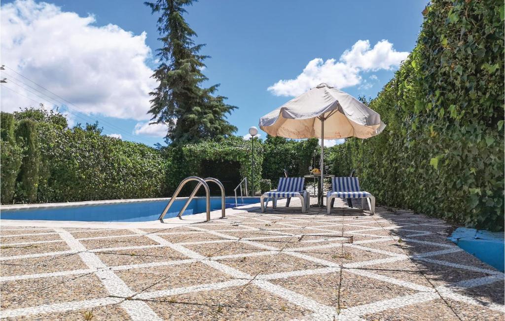 Nice home in Olvera w/ Outdoor swimming pool, WiFi and Outdoor swimming pool 9