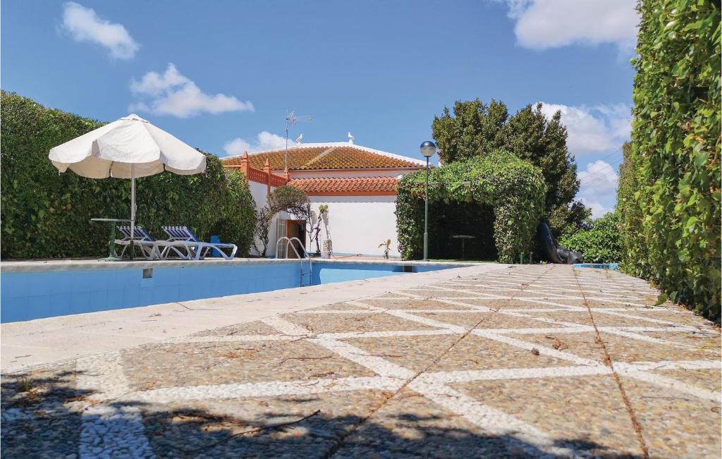 Nice home in Olvera w/ Outdoor swimming pool, WiFi and Outdoor swimming pool 10