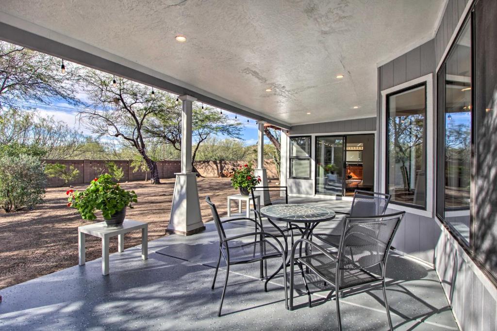 Luxe Tucson Home with Patio, Near Catalina Mtns