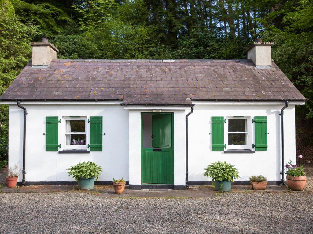 Mr McGregors' Cottage, Omagh