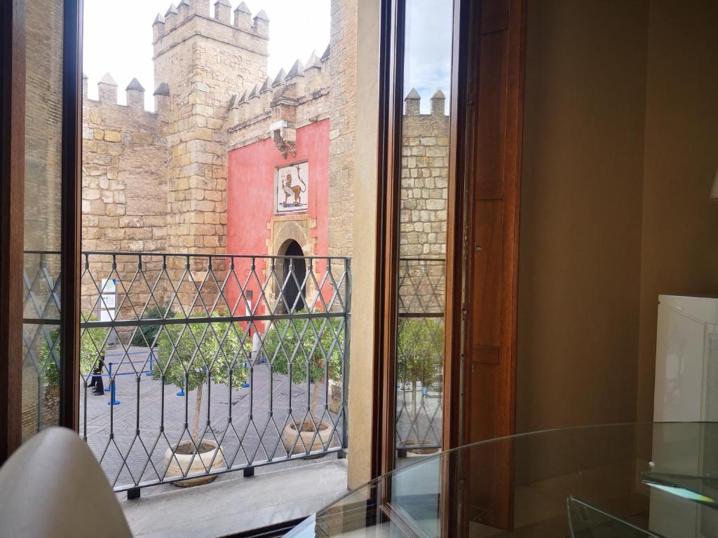 Luxury Apartment with views to Alcazar, Cathedral and Giralda. 8