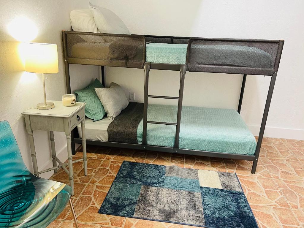 Hostel-Style Shared Room in Miami