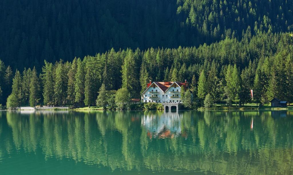 Hotel Seehaus - Only Adults - Mountain Lake Resort