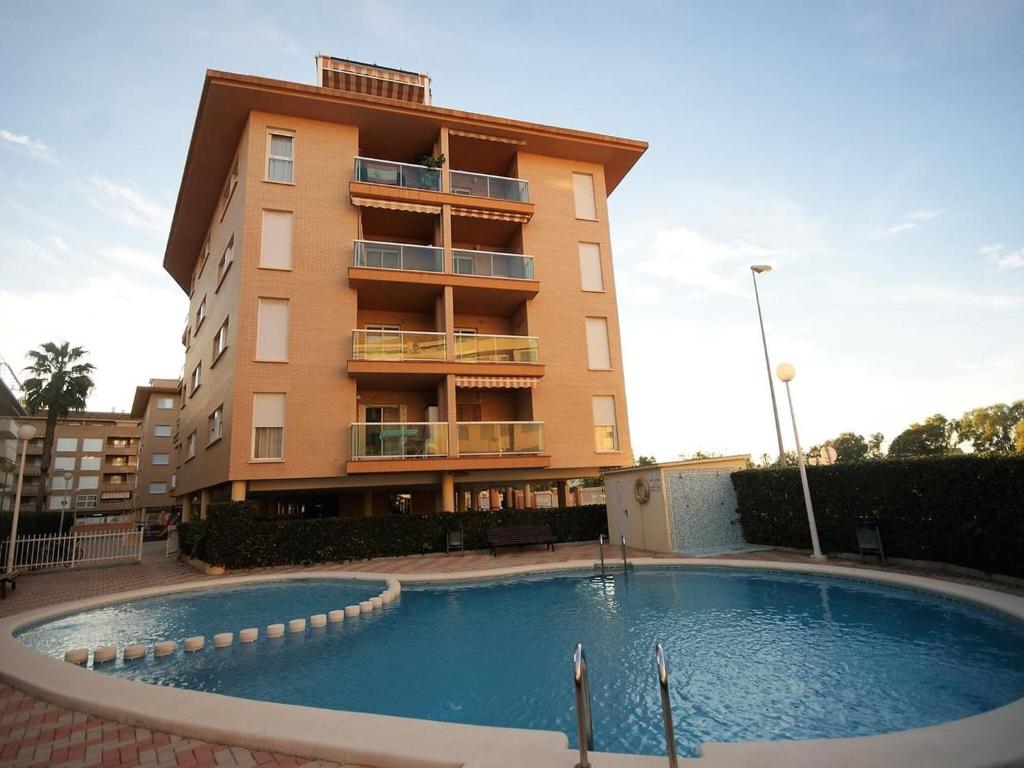 Pleasant apartment in Denia with shared pool 1