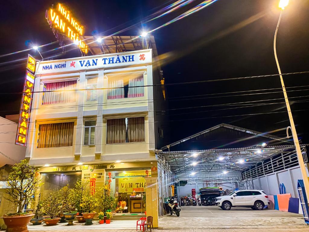 VẠN THÀNH HOSTEL