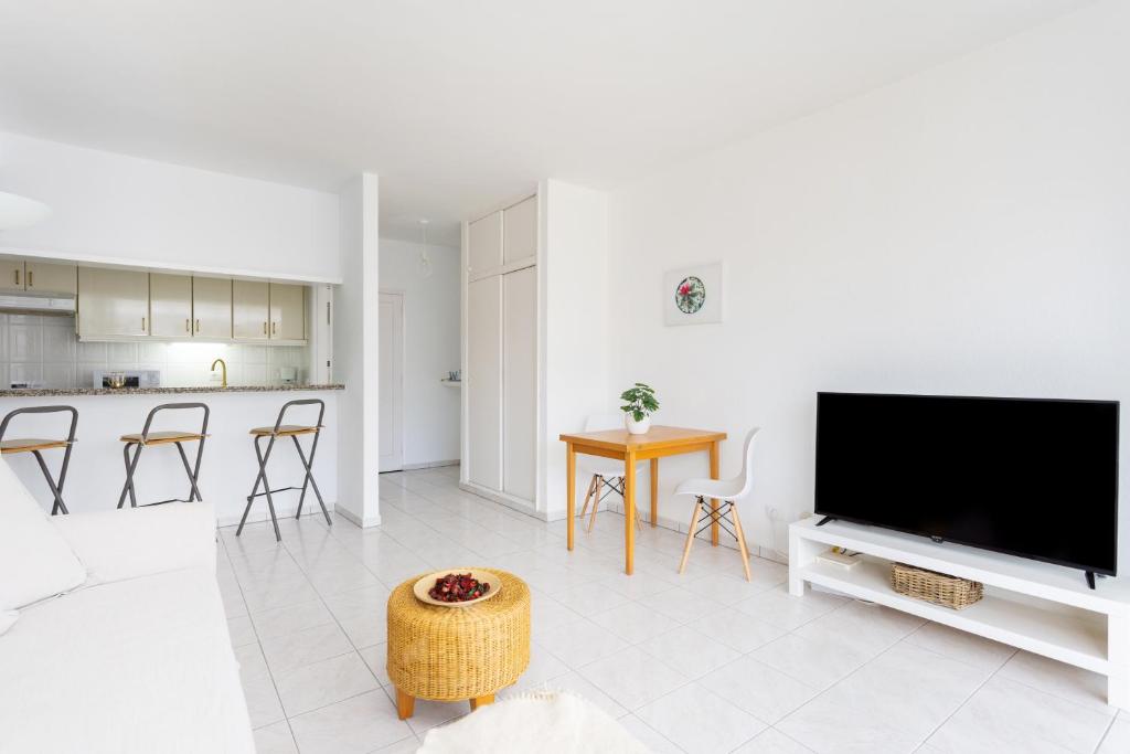 Home2Book Stunning & Comfy Apartment Bajamar 9