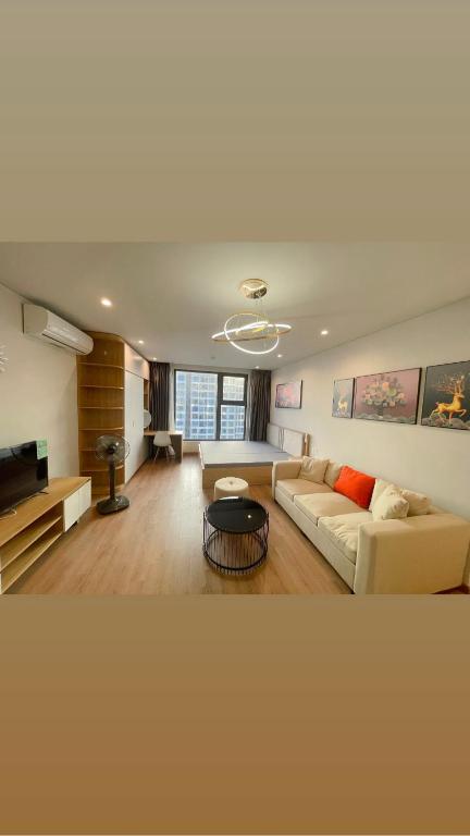 Lan ngoc b2712