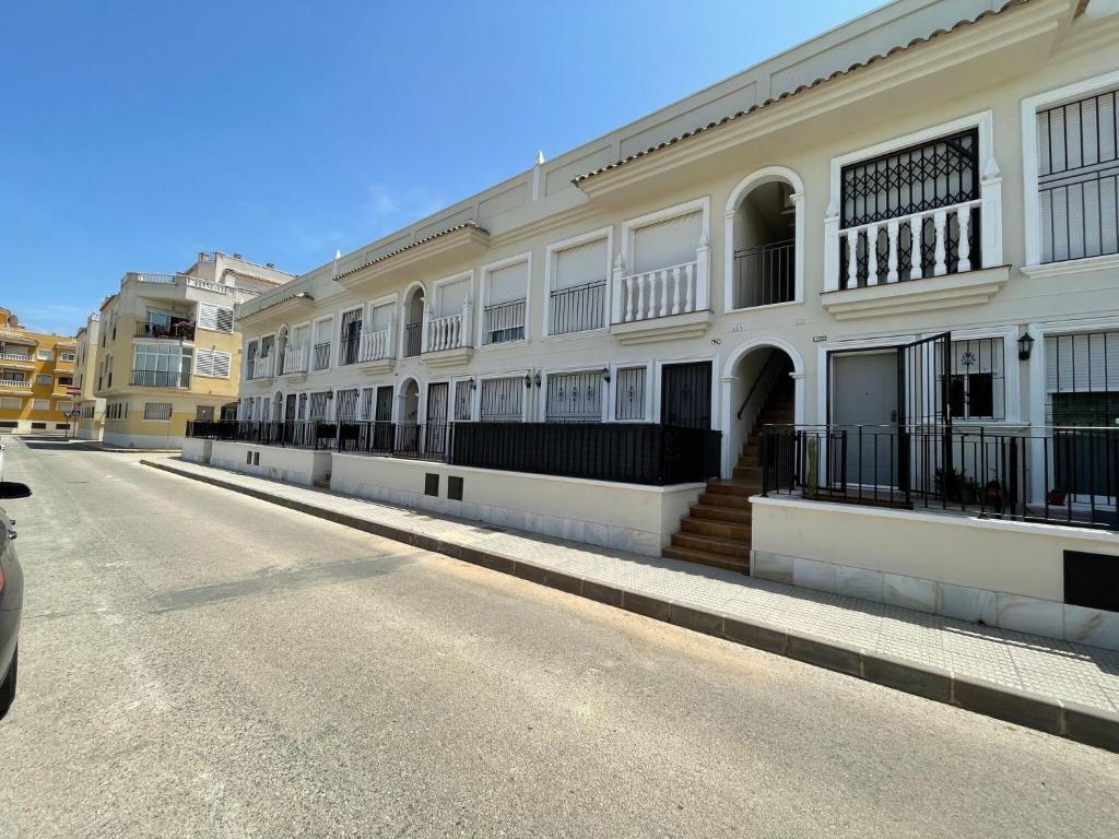 Appealing apartment in Formentera del Segura with terrace 8
