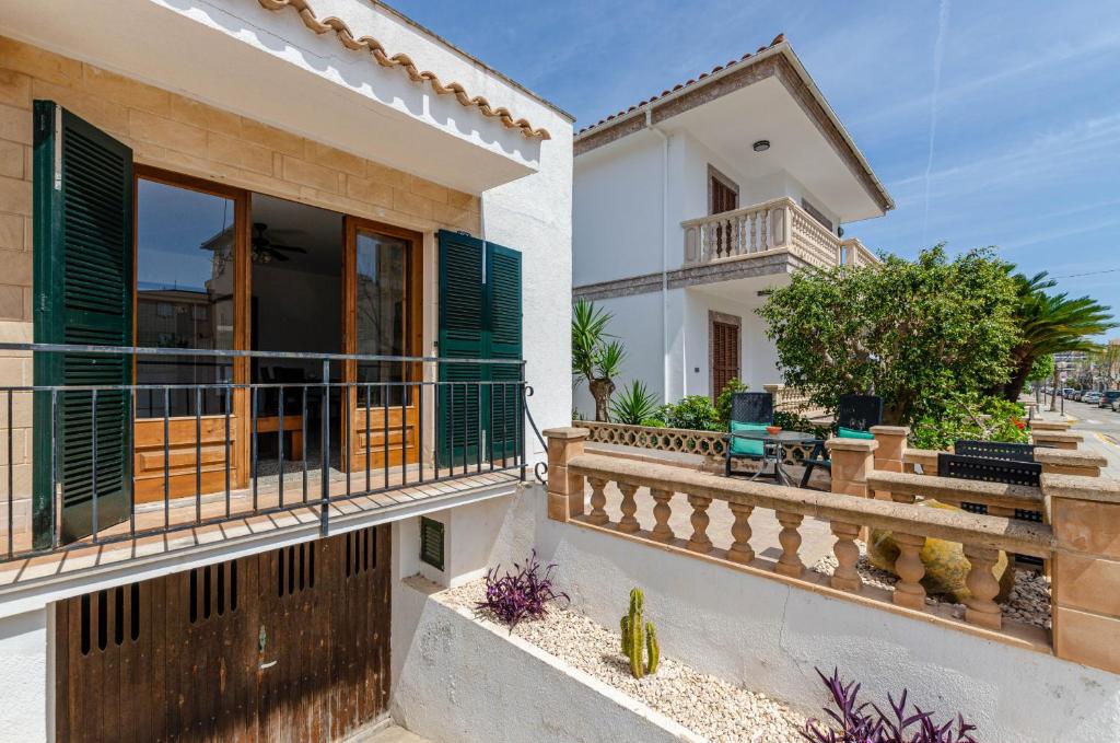 YourHouse Villa Ana, family-friendly beach house in Majorca North 27