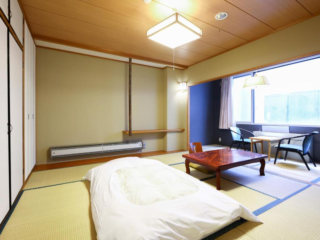 Hotel Yudanaka thumbnail 4