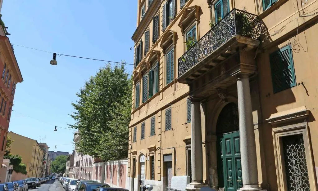 Apartment - Laterano 85, Roma, Italia