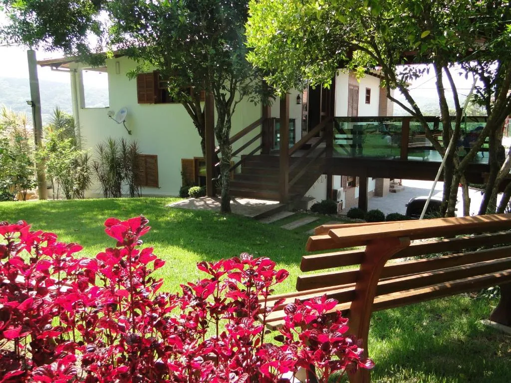 Casa Lago Neves 03, Florianópolis, Brazilia